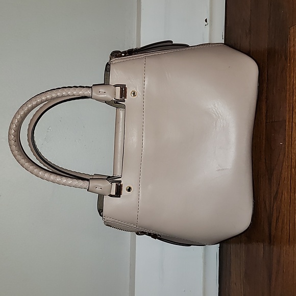 ⭐️ Michael Kors Light Pink Blakely Messenger Bag - Picture 2 of 8